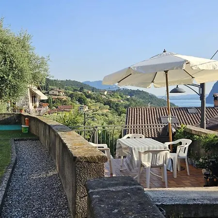 Villa La Casa Dell'uva Monte Isola
